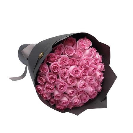 Букет 51 розовая роза 40 см с оформлением